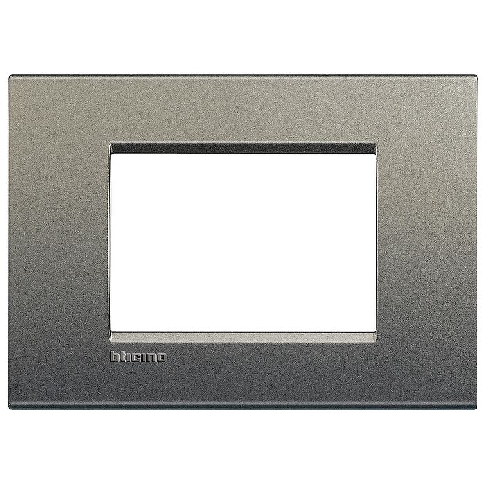 Рамка 3 модуля BTicino LIVING LIGHT, горизонтальная, серый шелк, LNA4803AE